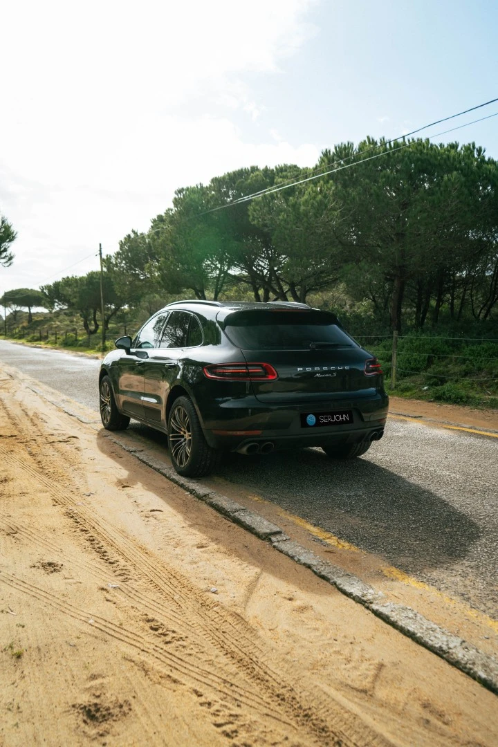 Porsche Macan S