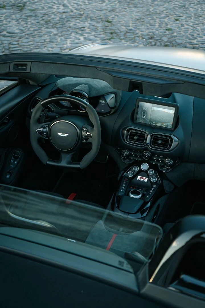 Aston Martin Vantage Roadster V8 F1 Edition
