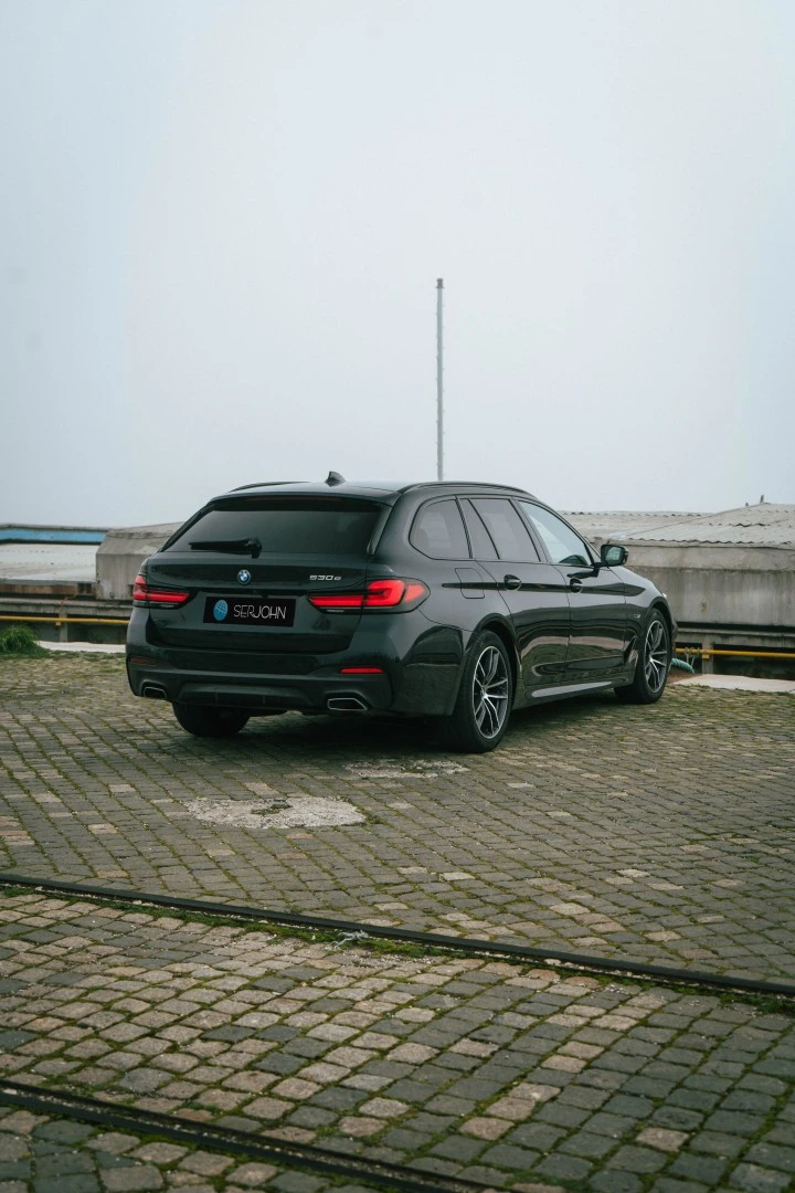 BMW 530 e Pack Desportivo M