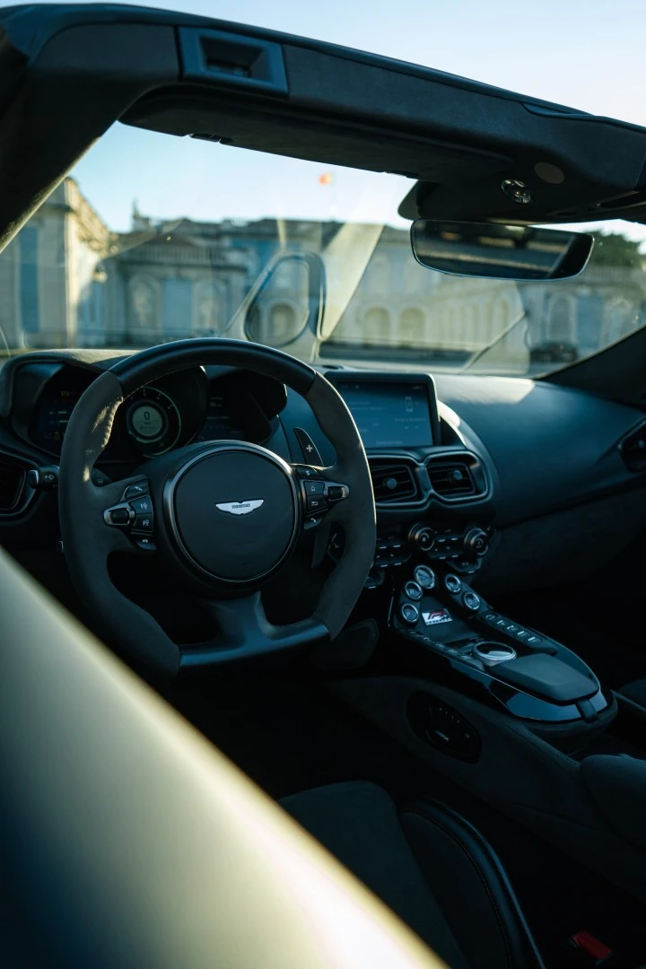 Aston Martin Vantage Roadster V8 F1 Edition