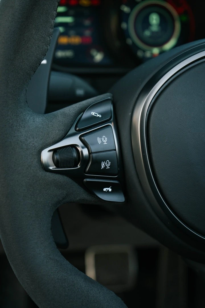Aston Martin Vantage Roadster V8 F1 Edition