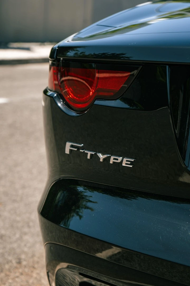 Jaguar F-Type 2.0 i4 R-Dynamic
