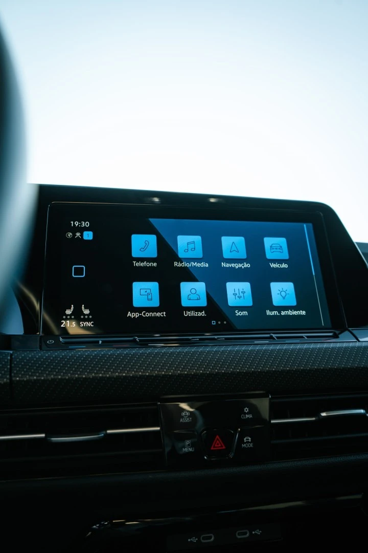 VW Golf 2.0 TSI R DSG