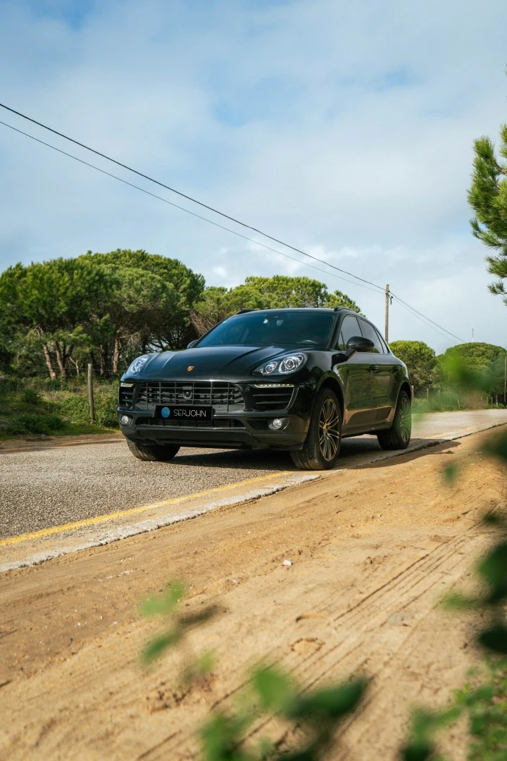 Porsche Macan S
