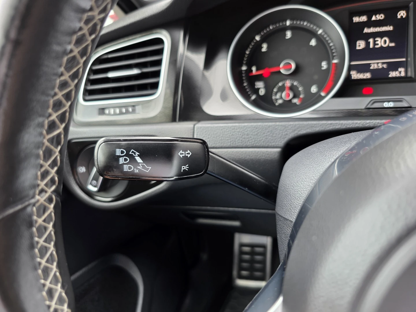 VW Golf 2.0 TDi GTD
