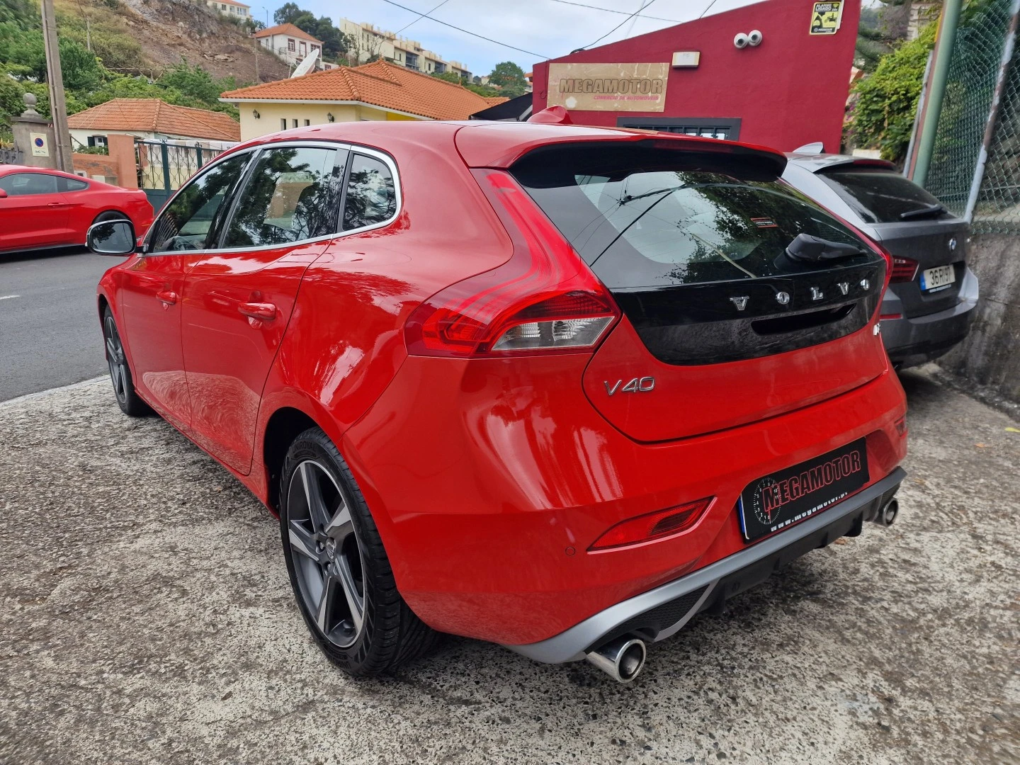 Volvo V40 1.6 D2 R-Design Momentum