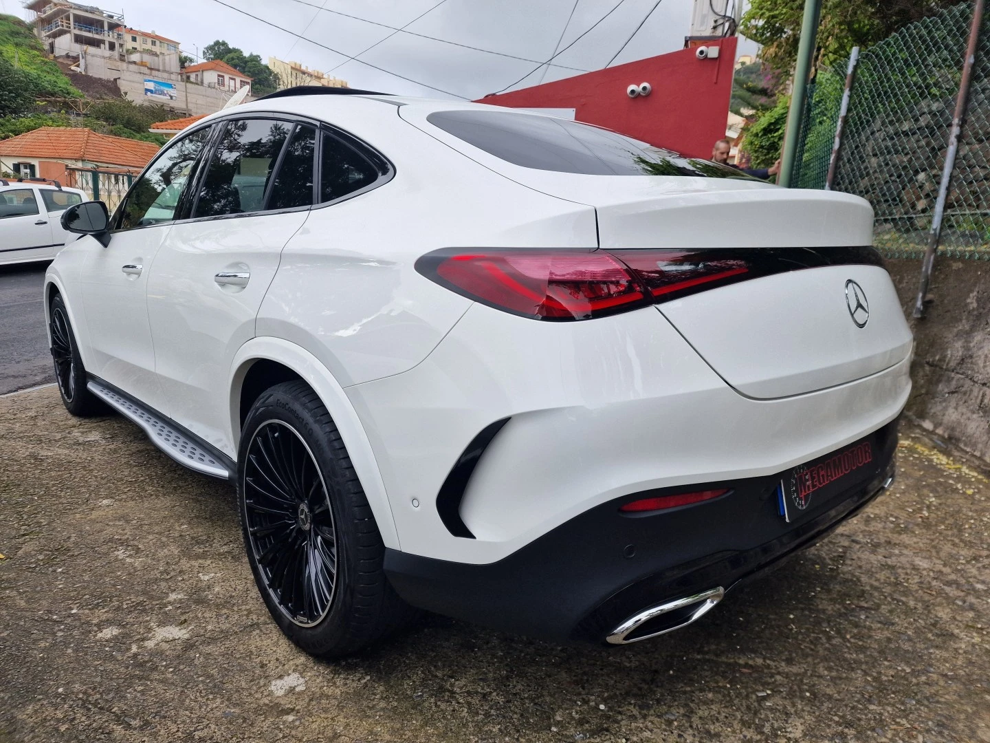 Mercedes-Benz GLC 220 Coupe d 4Matic 9G-TRONIC AMG Line Advanced