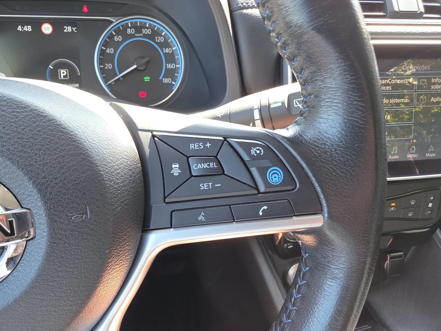 Nissan Leaf N-Connecta Full Led
