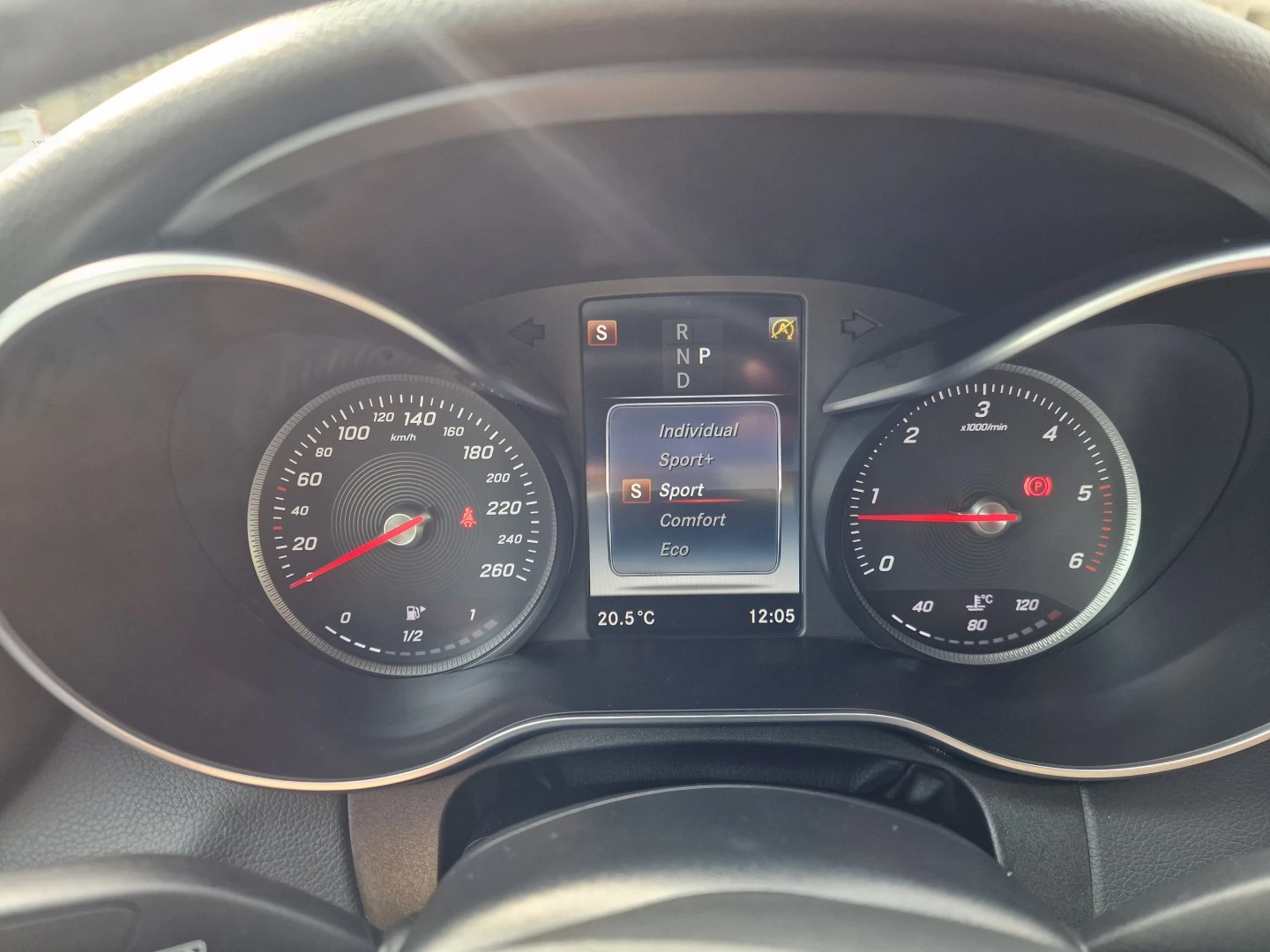 Mercedes-Benz C 250 d Coupe 9G-TRONIC AMG Line