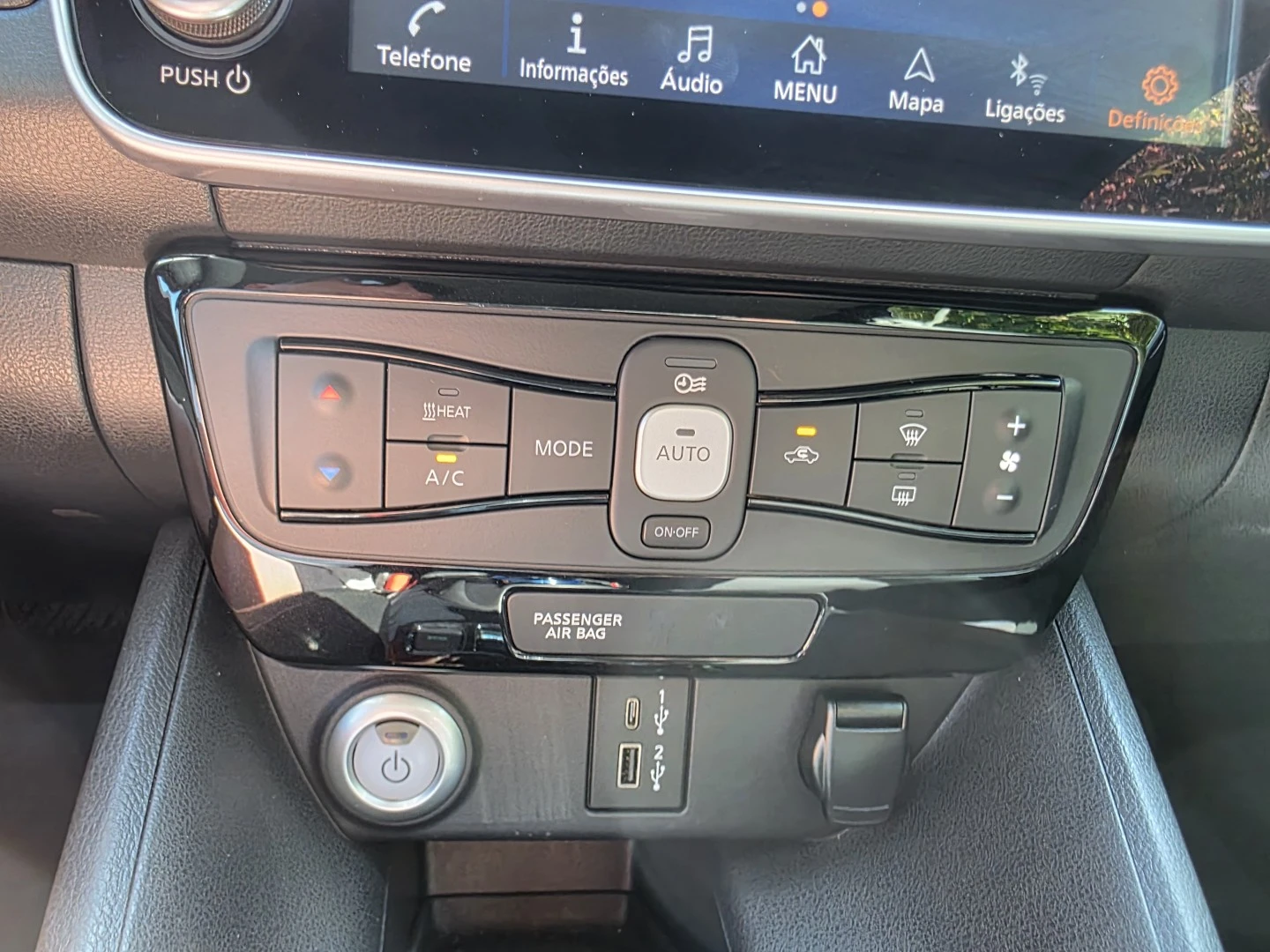 Nissan Leaf N-Connecta Full Led