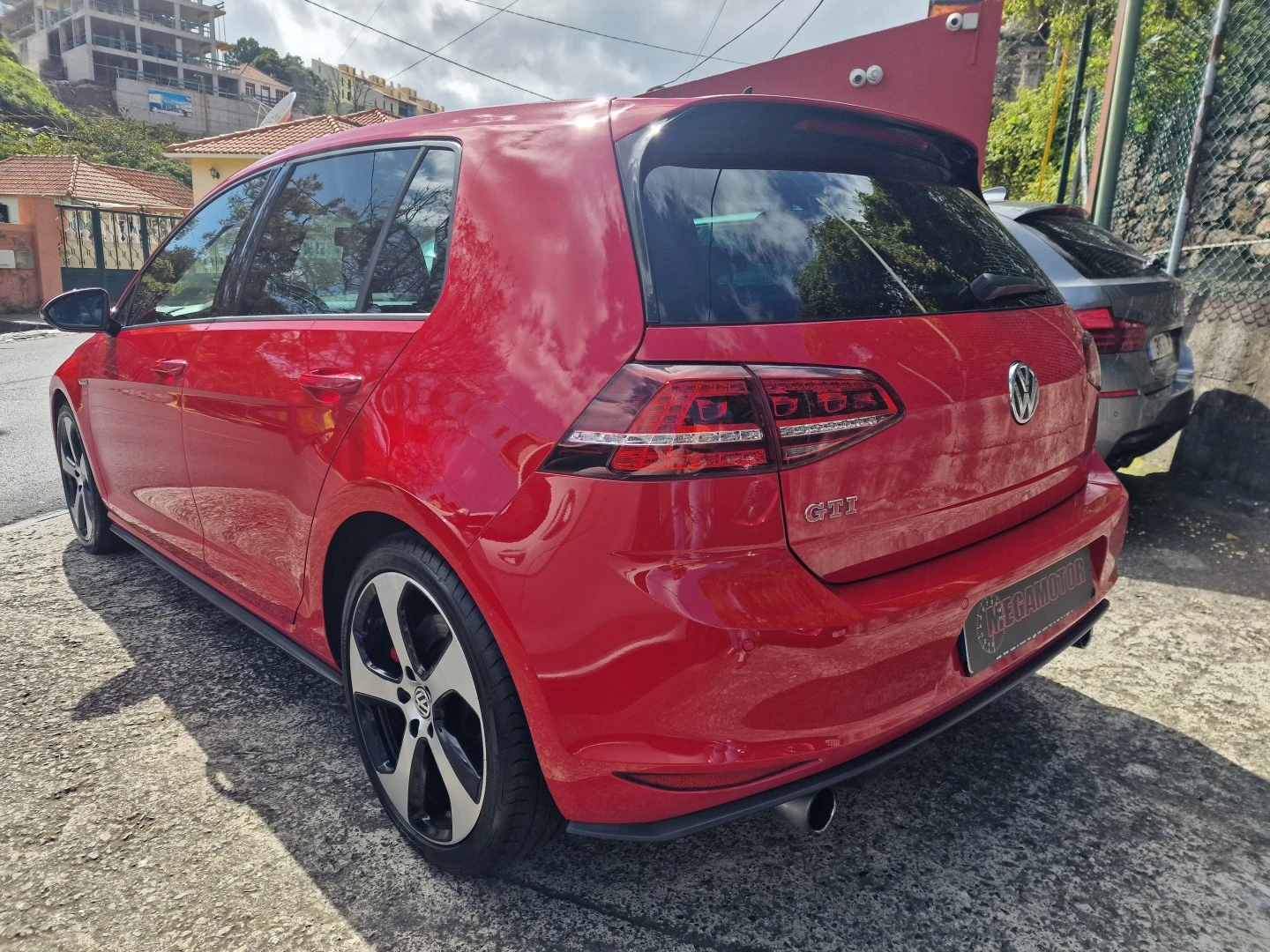 VW Golf 2.0 TSi GTi Performance