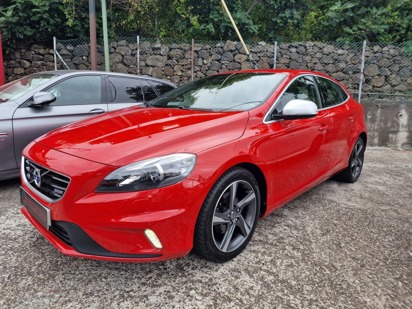 Volvo V40 1.6 D2 R-Design Momentum