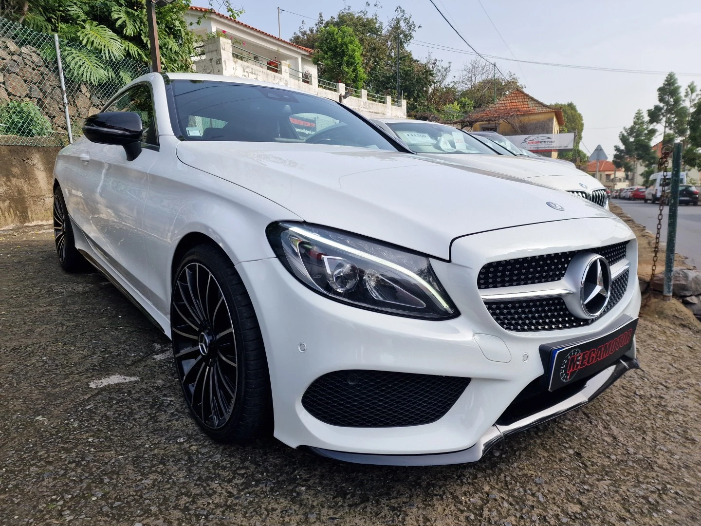 Mercedes-Benz C 250 d Coupe 9G-TRONIC AMG Line