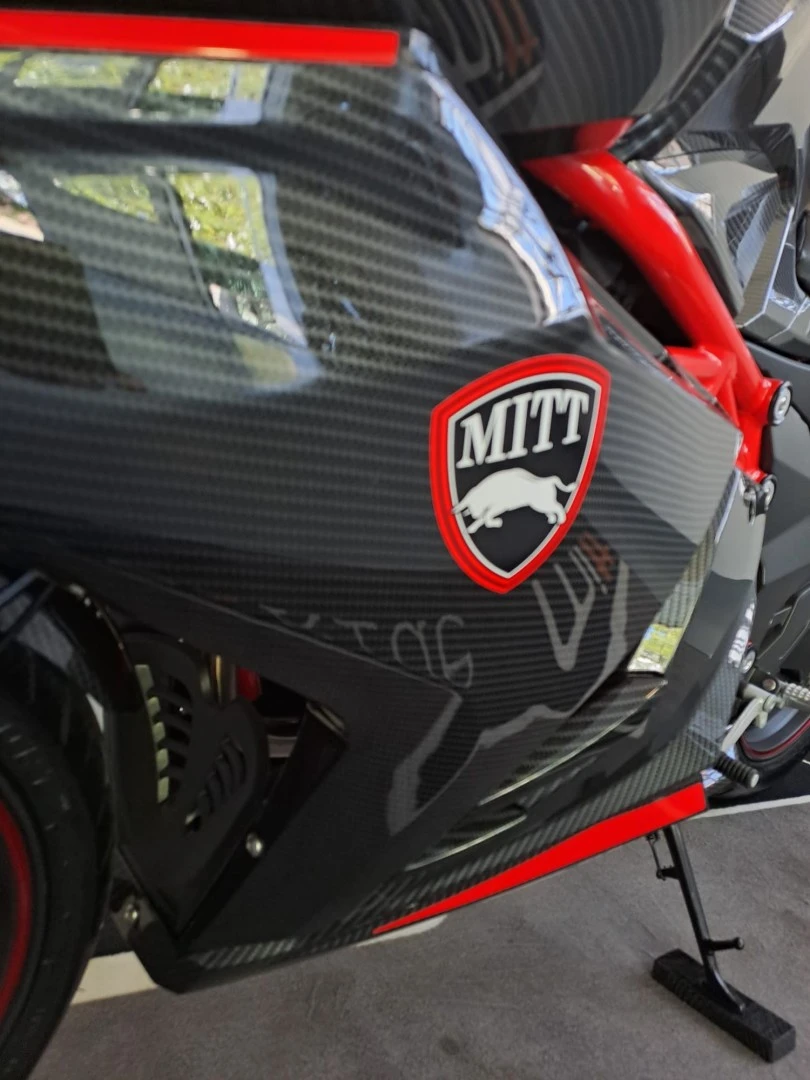 Mitt 125 GP GP CARBON