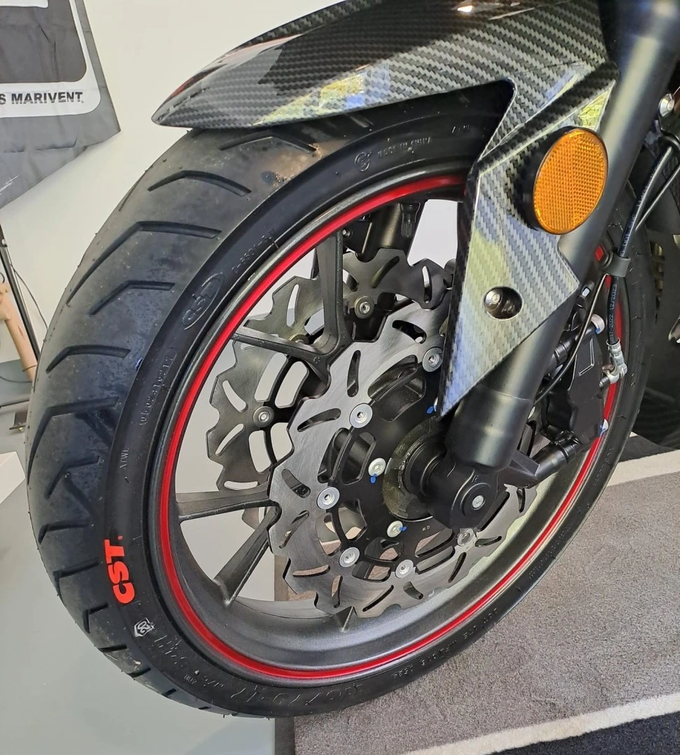 Mitt 125 GP GP CARBON