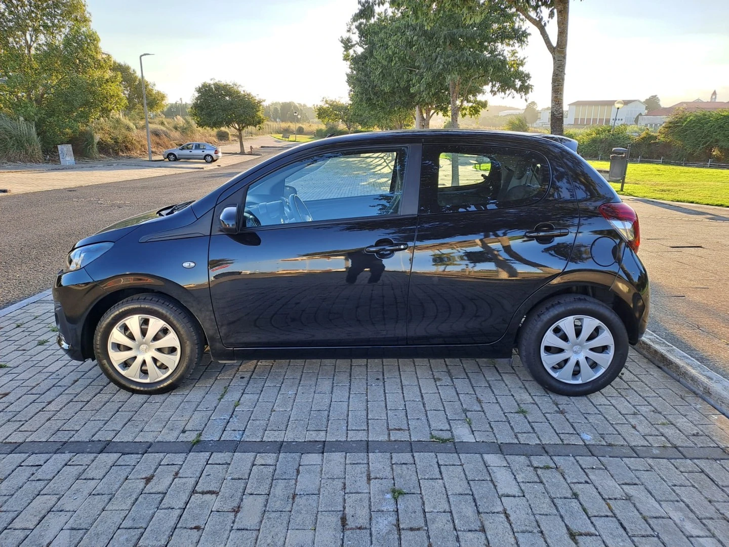 Peugeot 108 1.0 VTi Style
