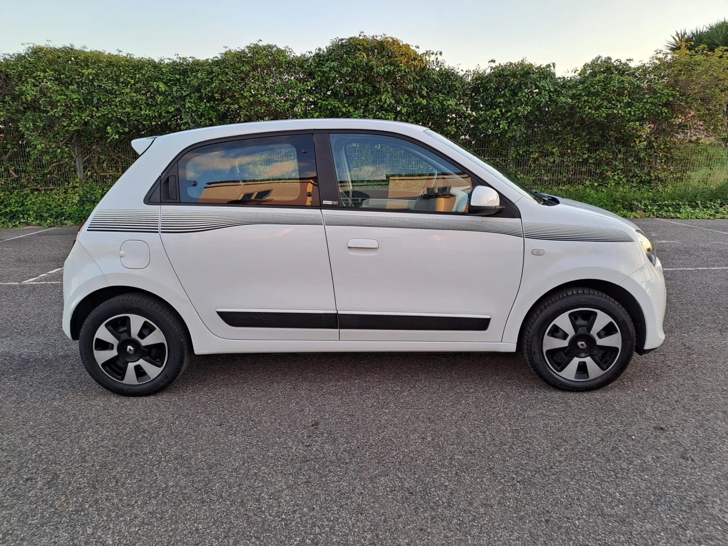 Renault Twingo 1.0 SCe Night&amp;Day