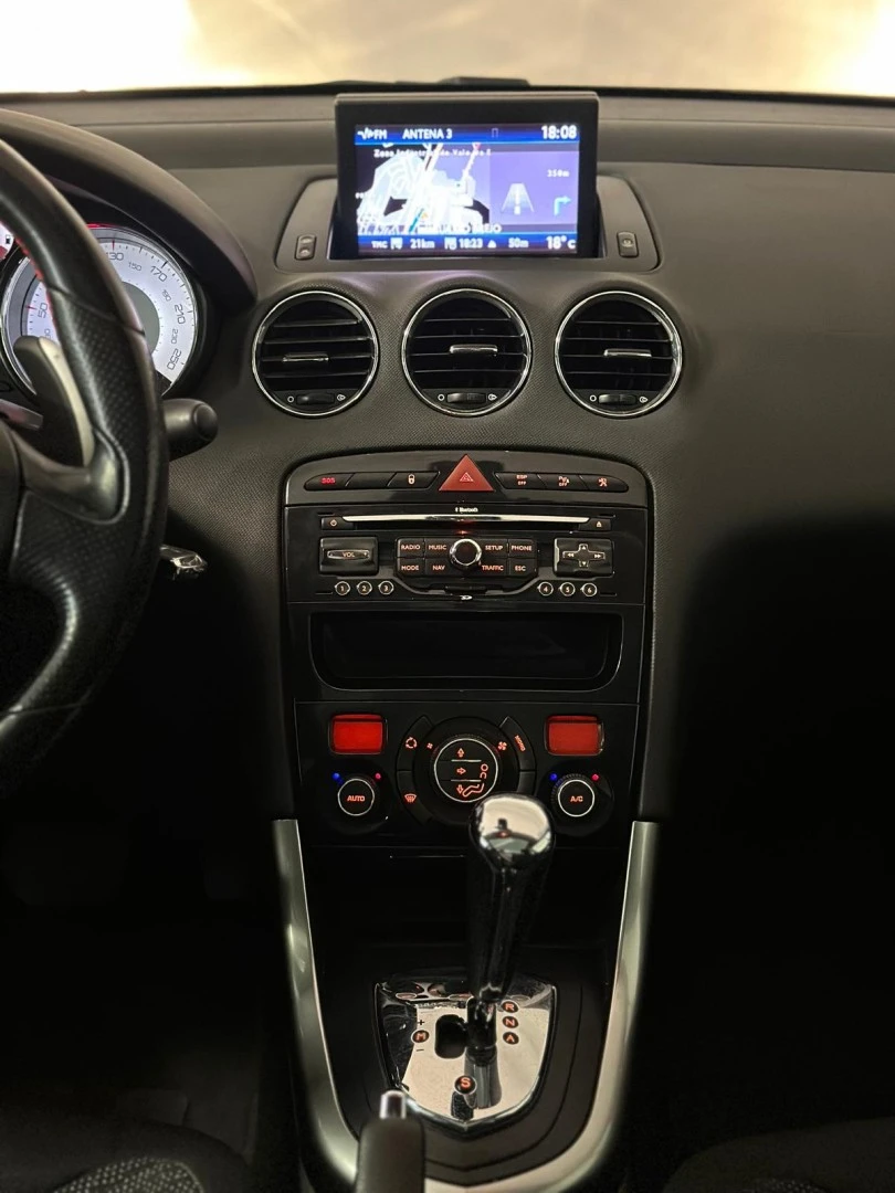 Peugeot 308 SW 1.6 HDi Premium CMP6