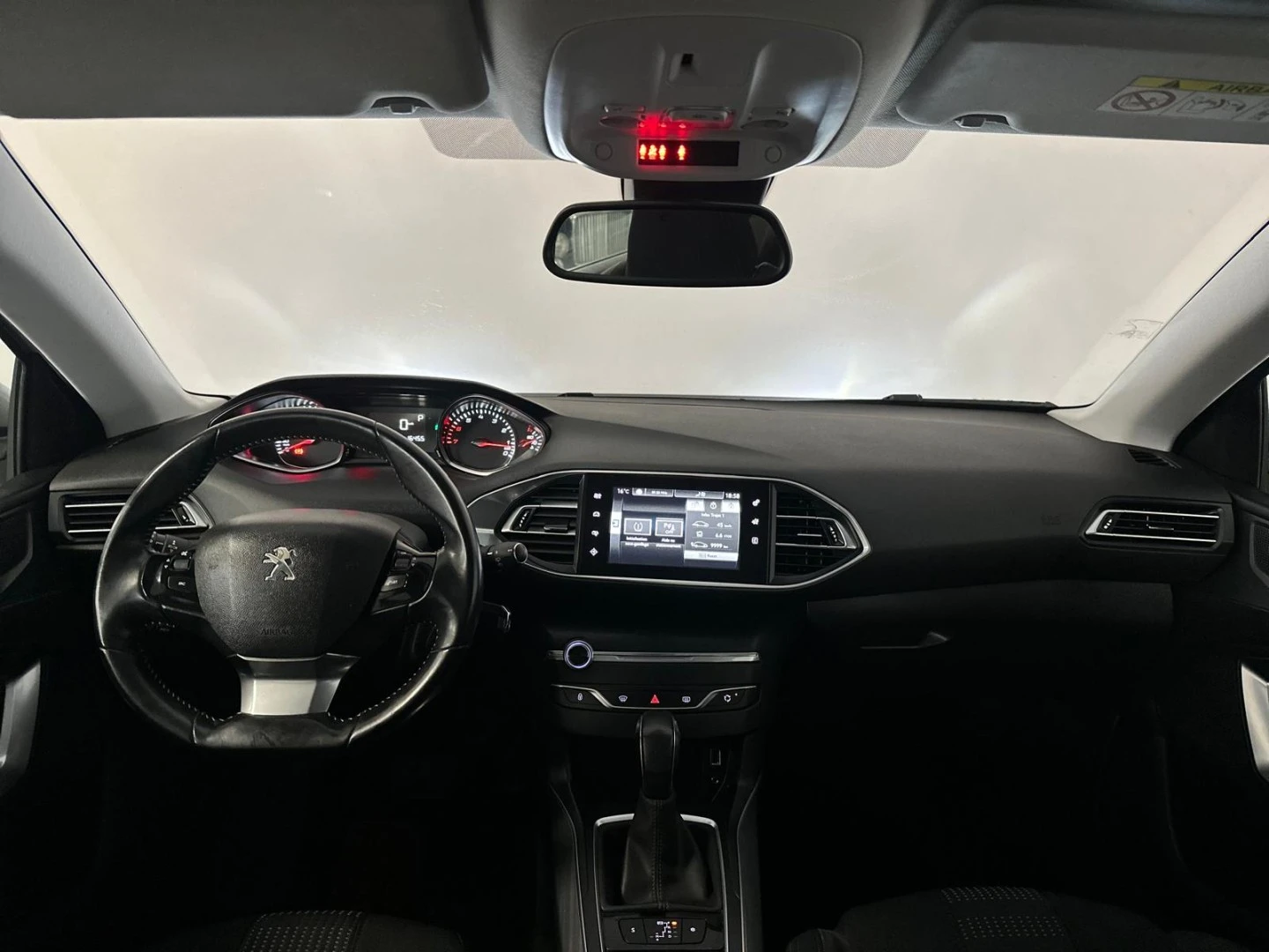 Peugeot 308 1.2 PureTech Allure EAT6