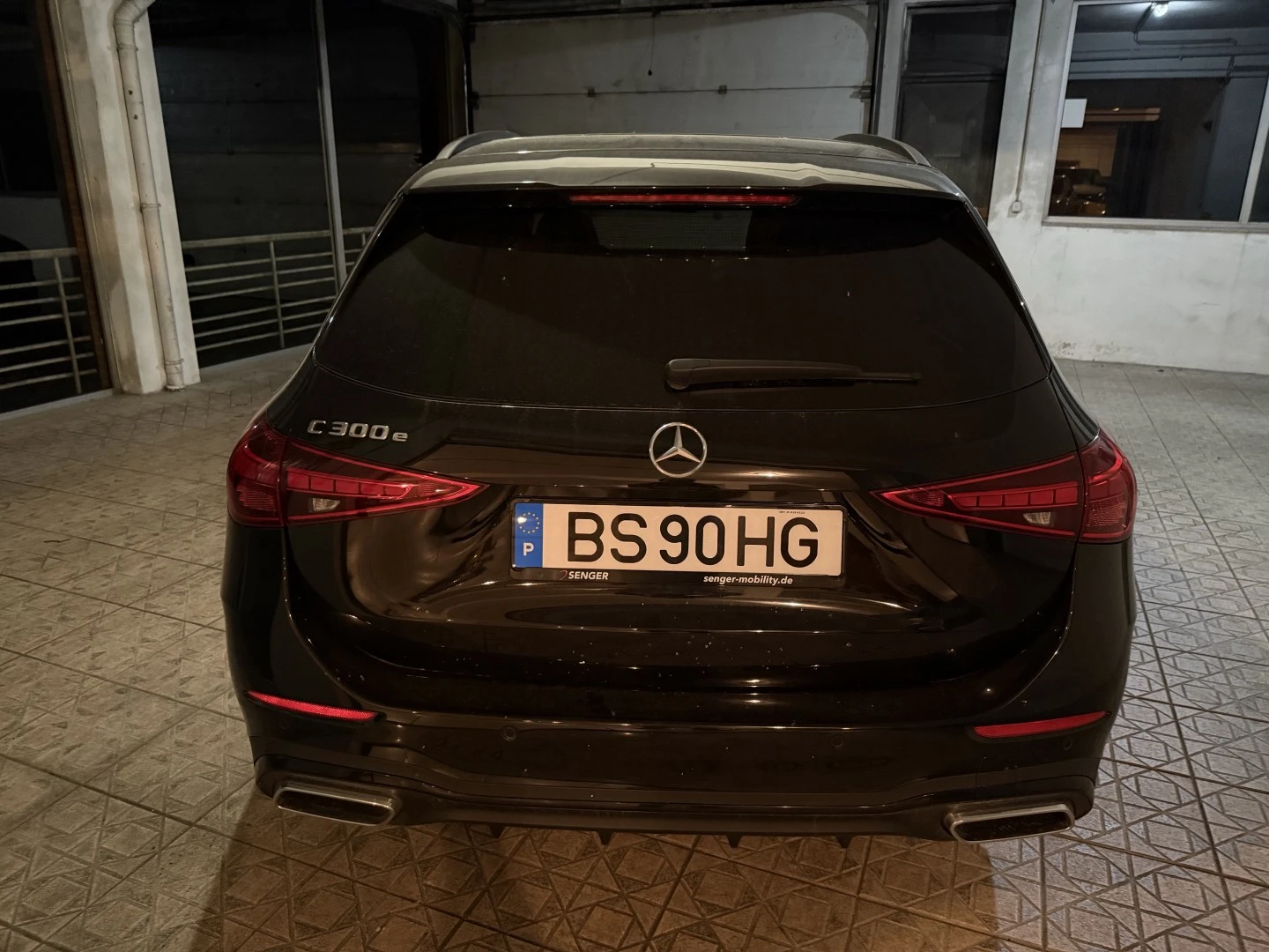 Mercedes-Benz C 300 e AMG Line