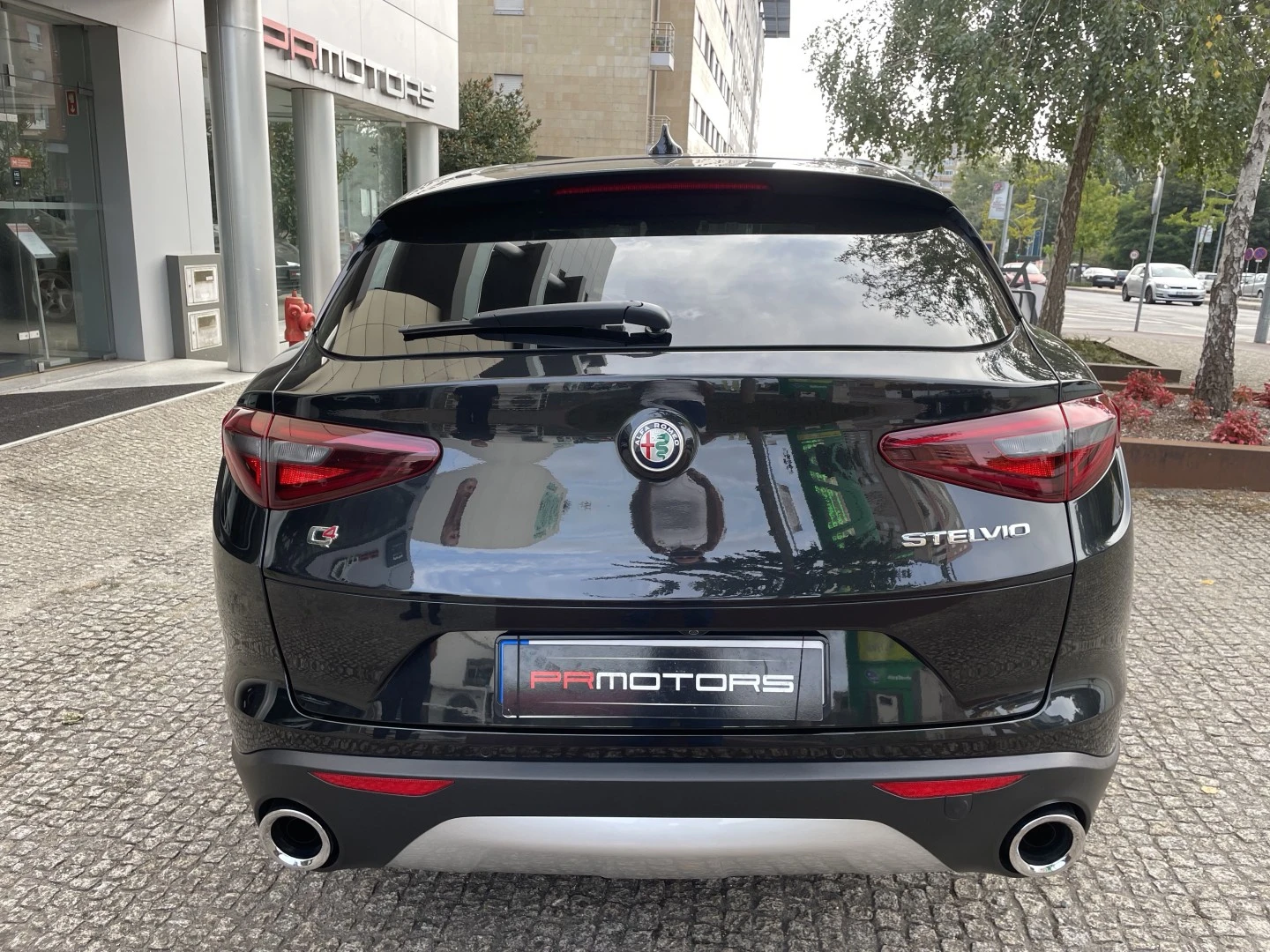 Alfa Romeo Stelvio 2.0 Turbo 16V AT8-Q4 First Edition