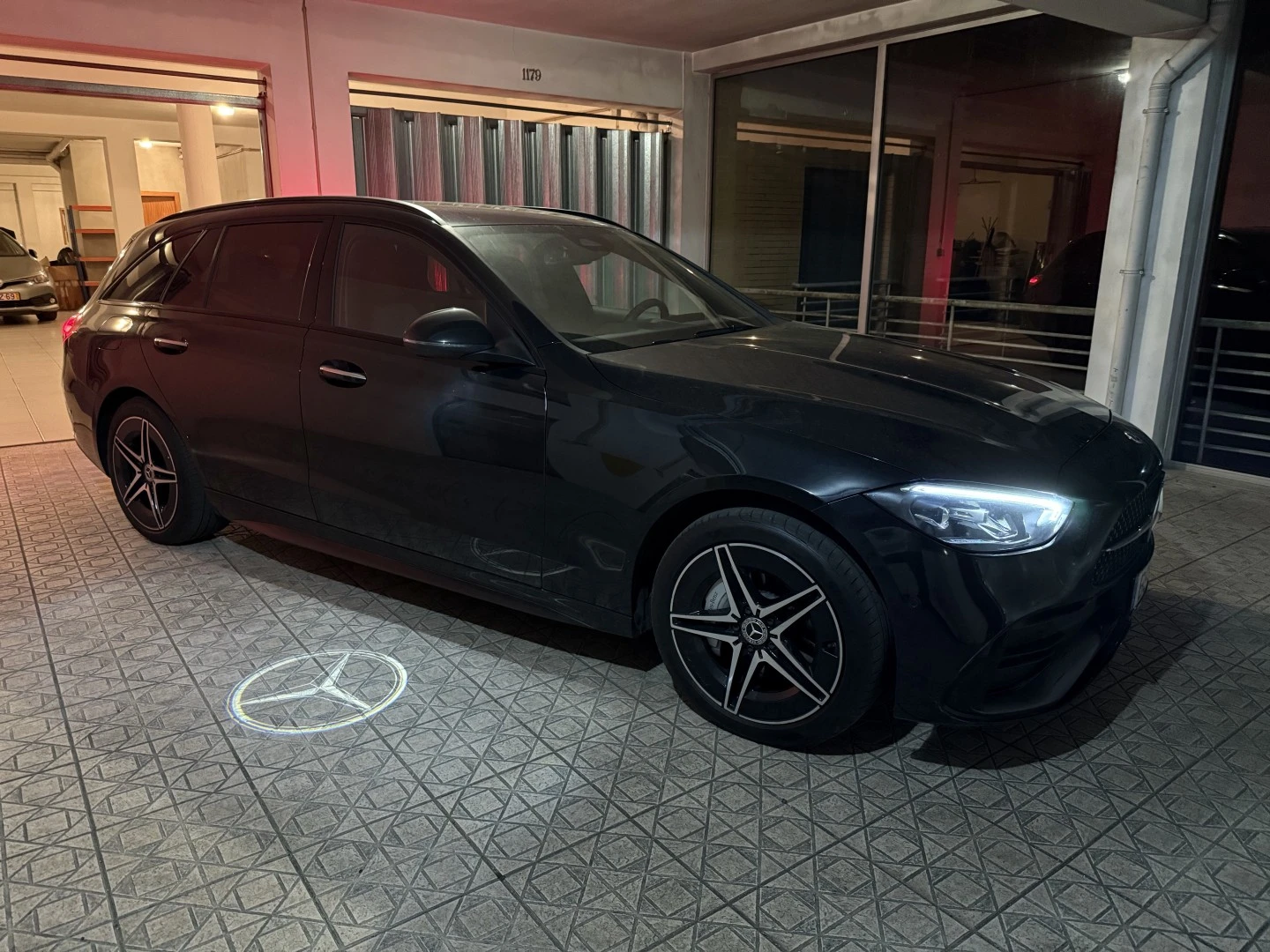 Mercedes-Benz C 300 e AMG Line