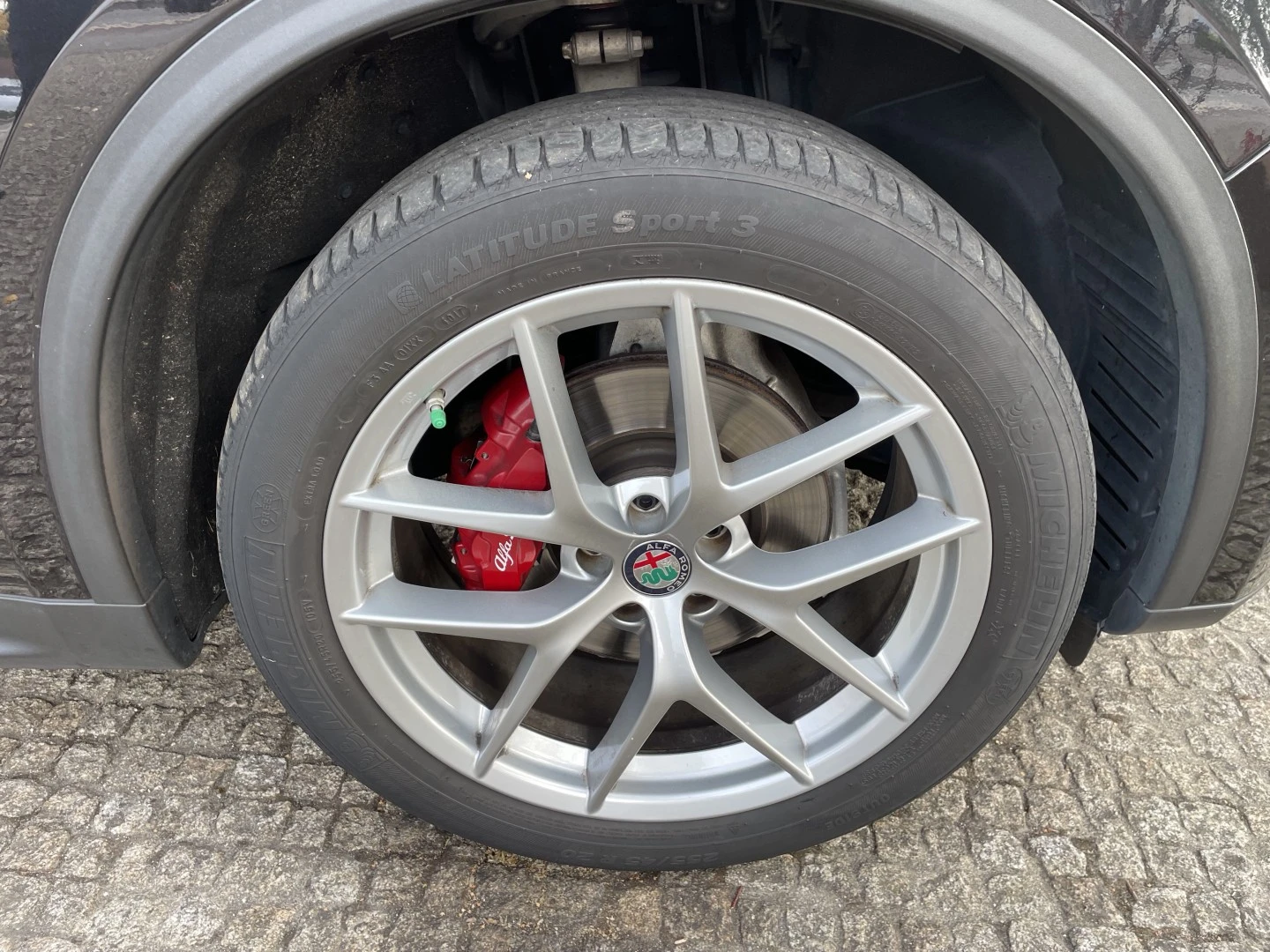 Alfa Romeo Stelvio 2.0 Turbo 16V AT8-Q4 First Edition