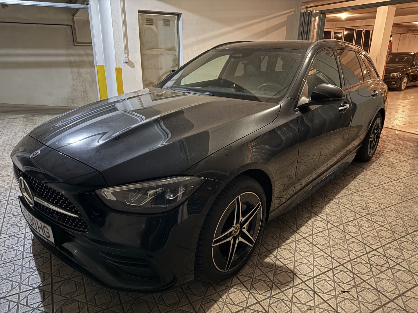 Mercedes-Benz C 300 e AMG Line