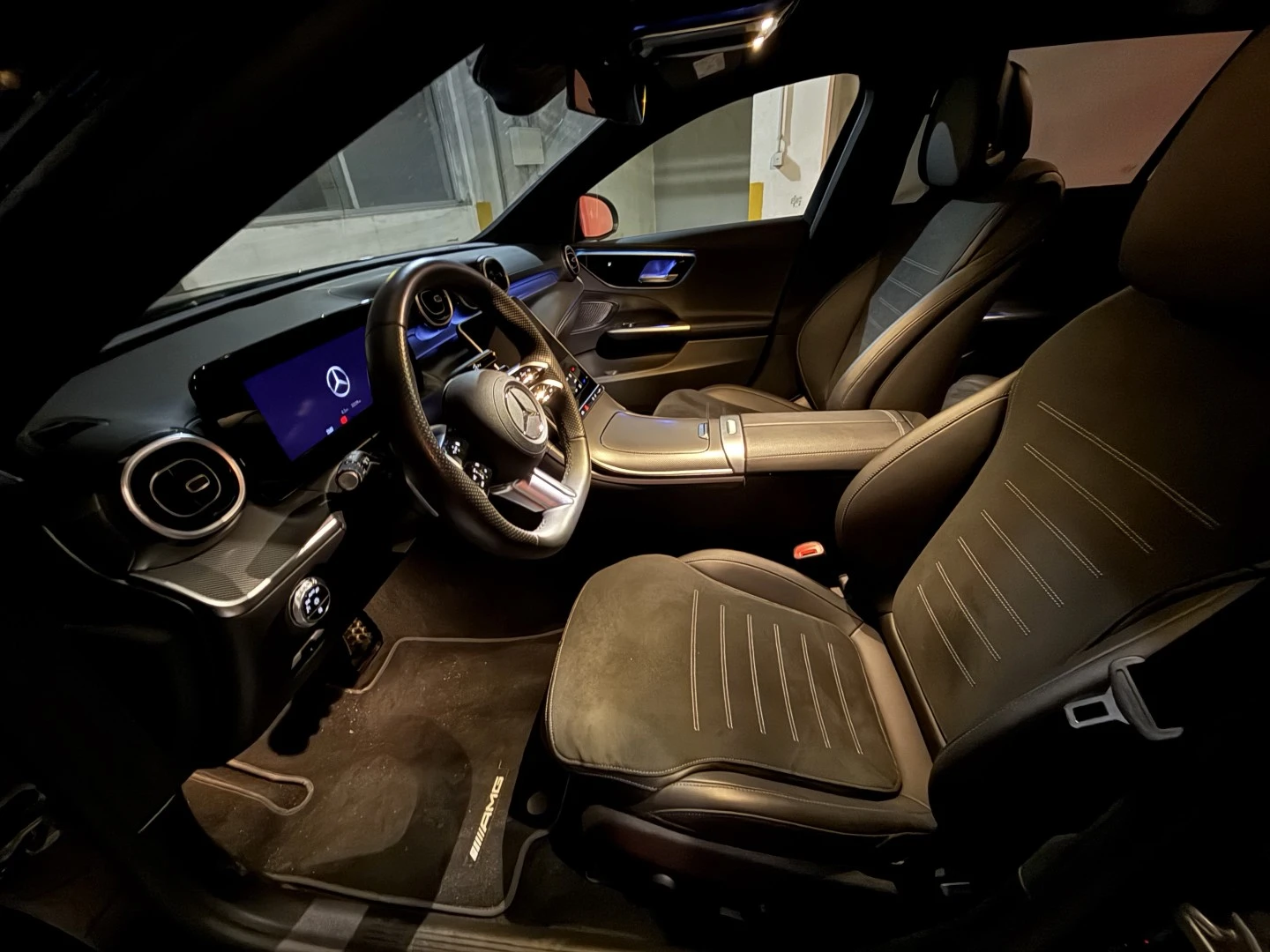 Mercedes-Benz C 300 e AMG Line