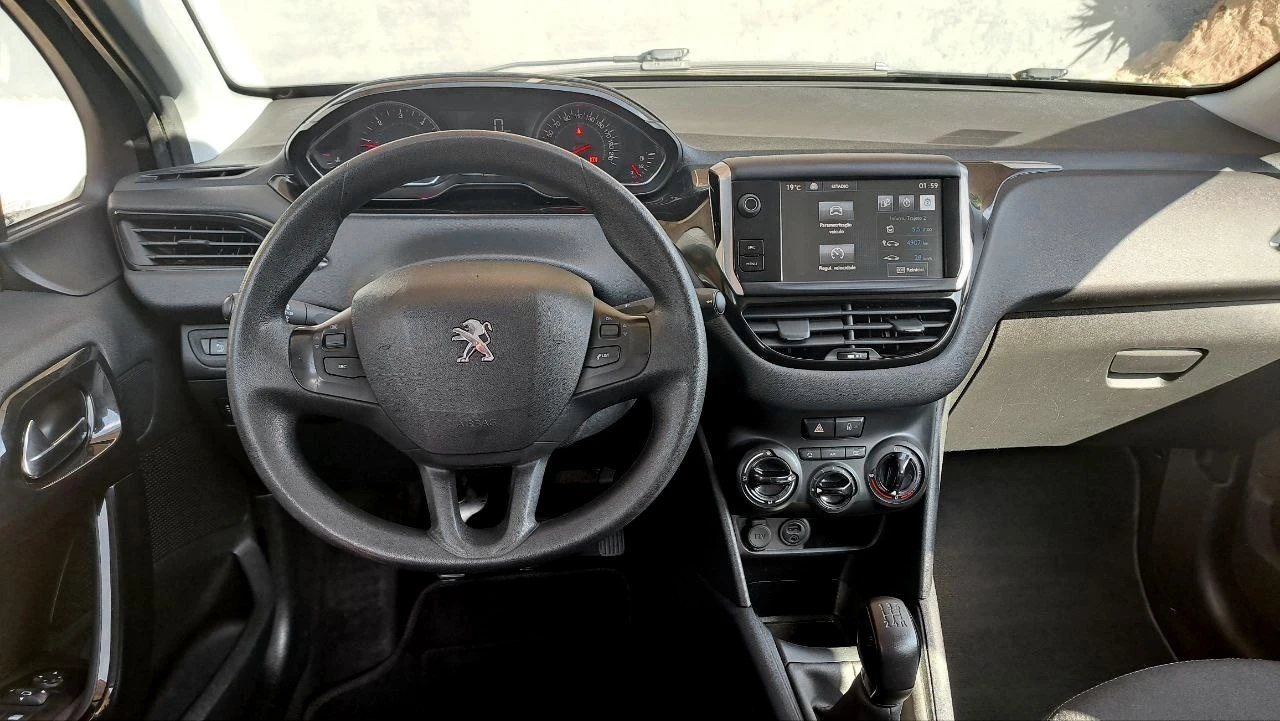 Peugeot 208 1.4 HDi SE Style