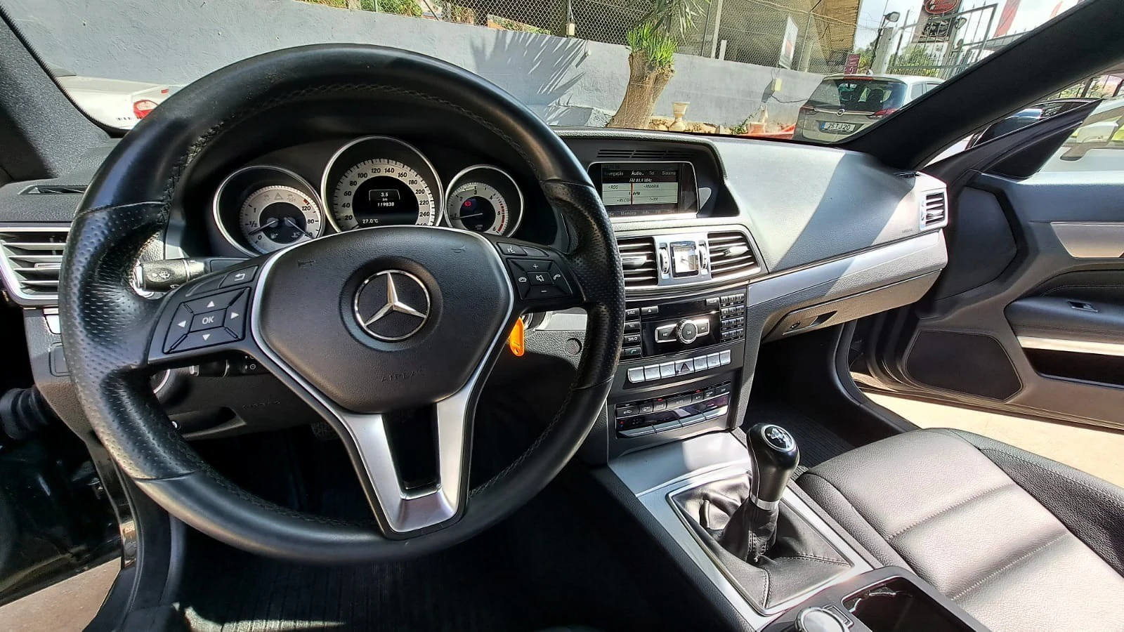 Mercedes-Benz E 220 CDi BlueEfficiency