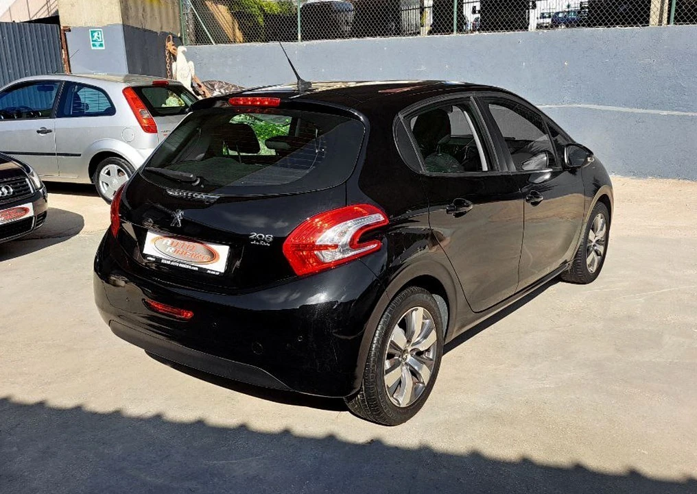 Peugeot 208 1.4 HDi SE Style