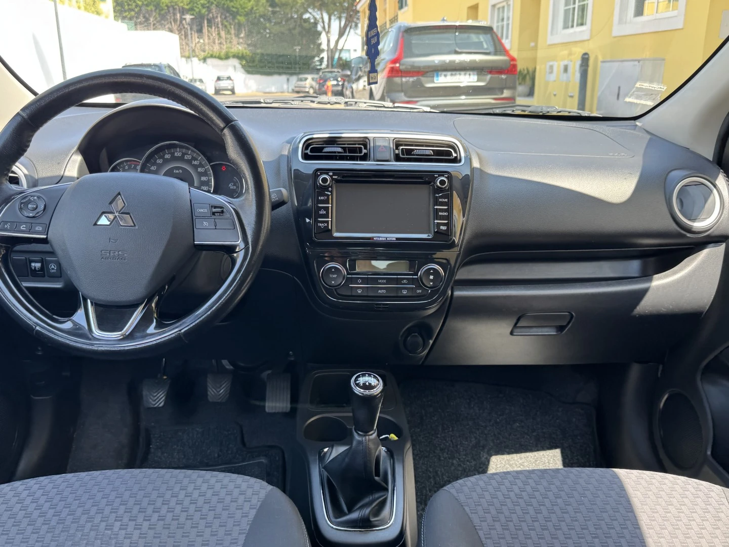 Mitsubishi Space Star 1.2 Intense Connect Edition