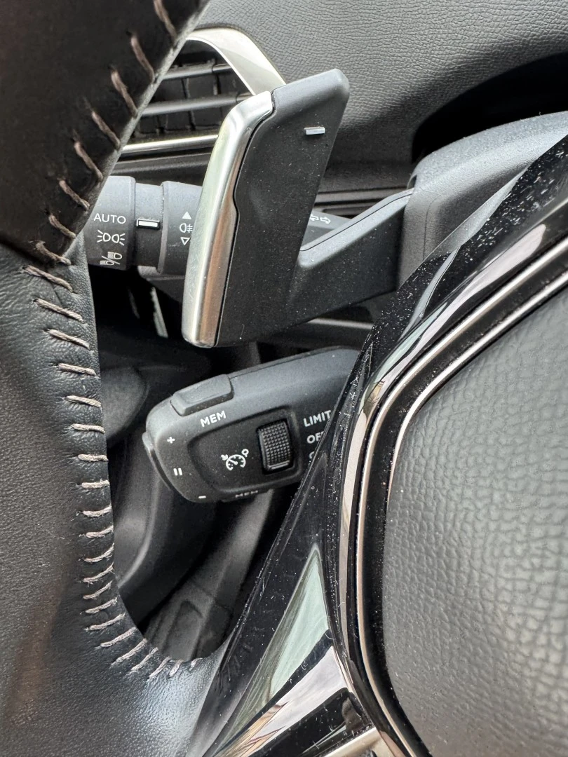 Peugeot 3008 1.2 PureTech Allure EAT8