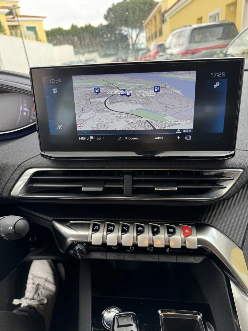 Peugeot 3008 1.2 PureTech Allure EAT8