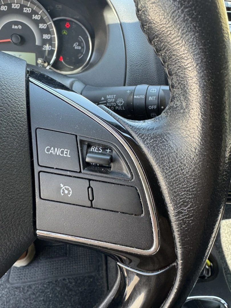 Mitsubishi Space Star 1.2 Intense Connect Edition