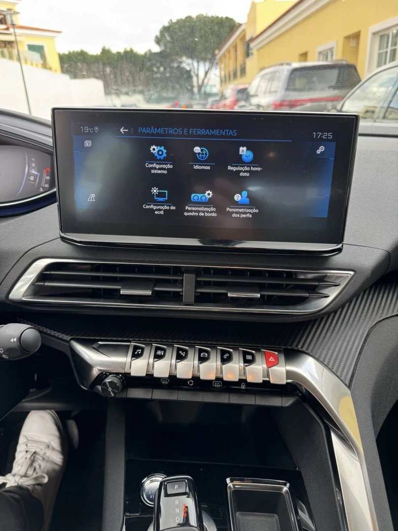 Peugeot 3008 1.2 PureTech Allure EAT8