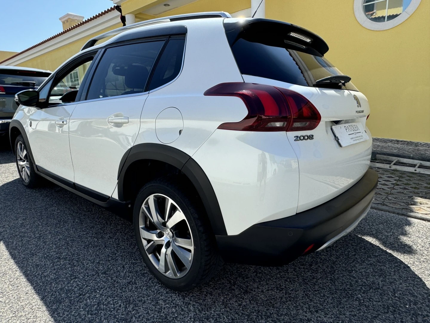 Peugeot 2008 1.2 PureTech Crossway