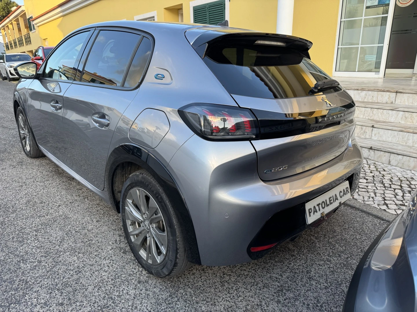 Peugeot e-208 50 kWh Allure