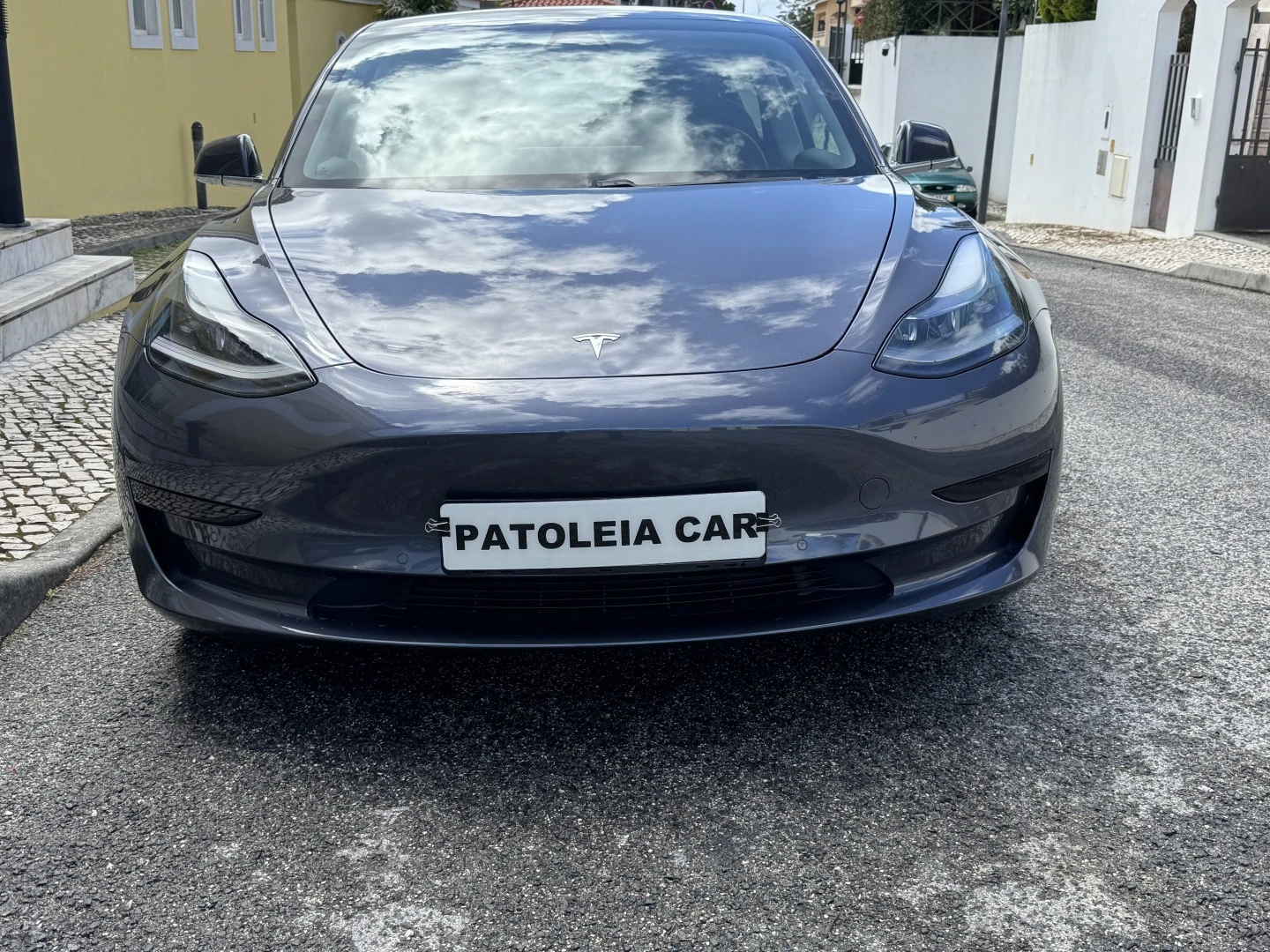 Tesla Model 3 Standard Range Plus RWD