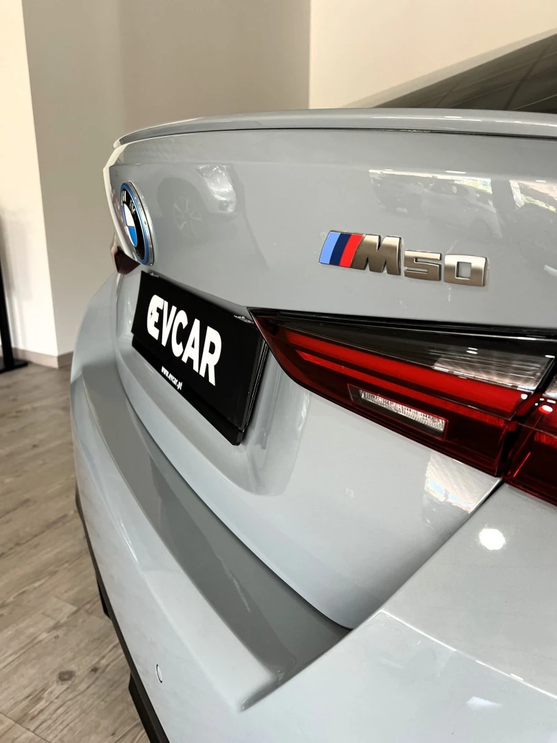BMW i4 M50