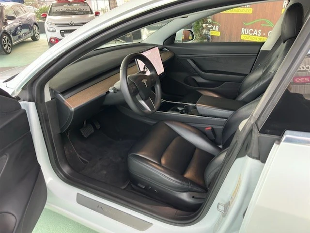 Tesla Model 3 Long-Range Dual Motor AWD
