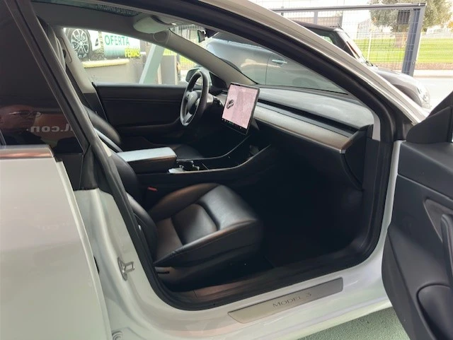 Tesla Model 3 Long-Range Dual Motor AWD
