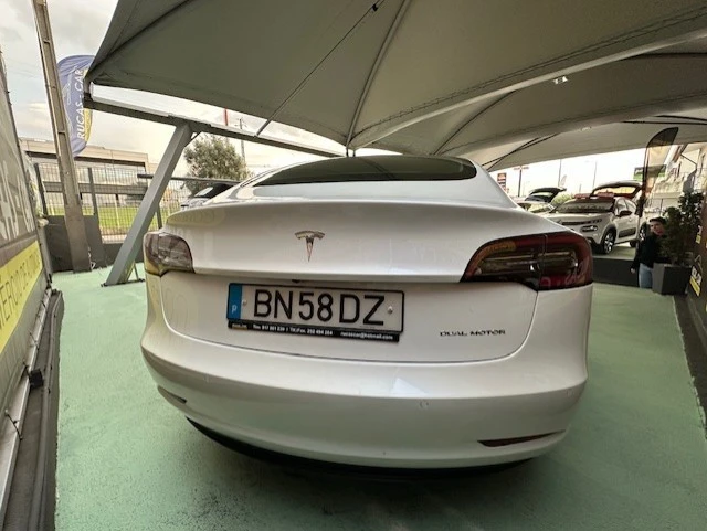 Tesla Model 3 Long-Range Dual Motor AWD