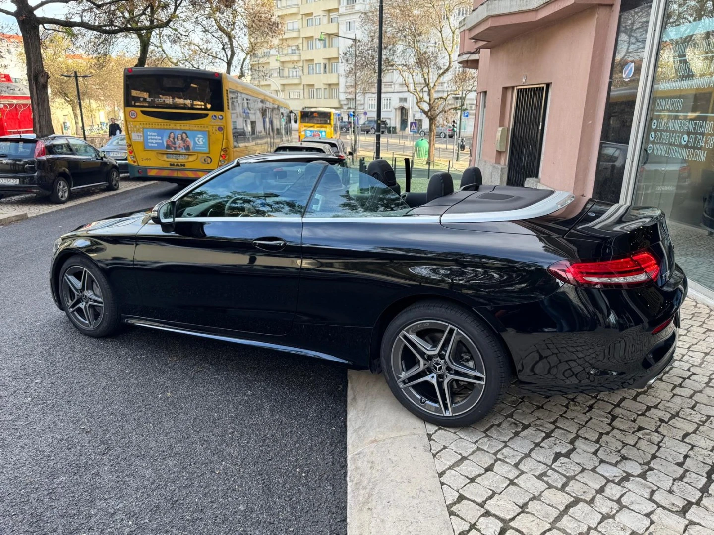 Mercedes-Benz C 180 Cabrio 9G-TRONIC AMG Line