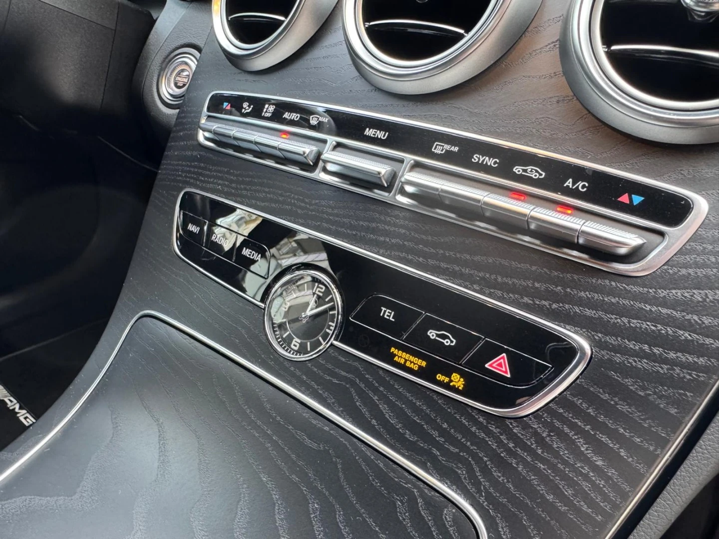 Mercedes-Benz C 180 Cabrio 9G-TRONIC AMG Line