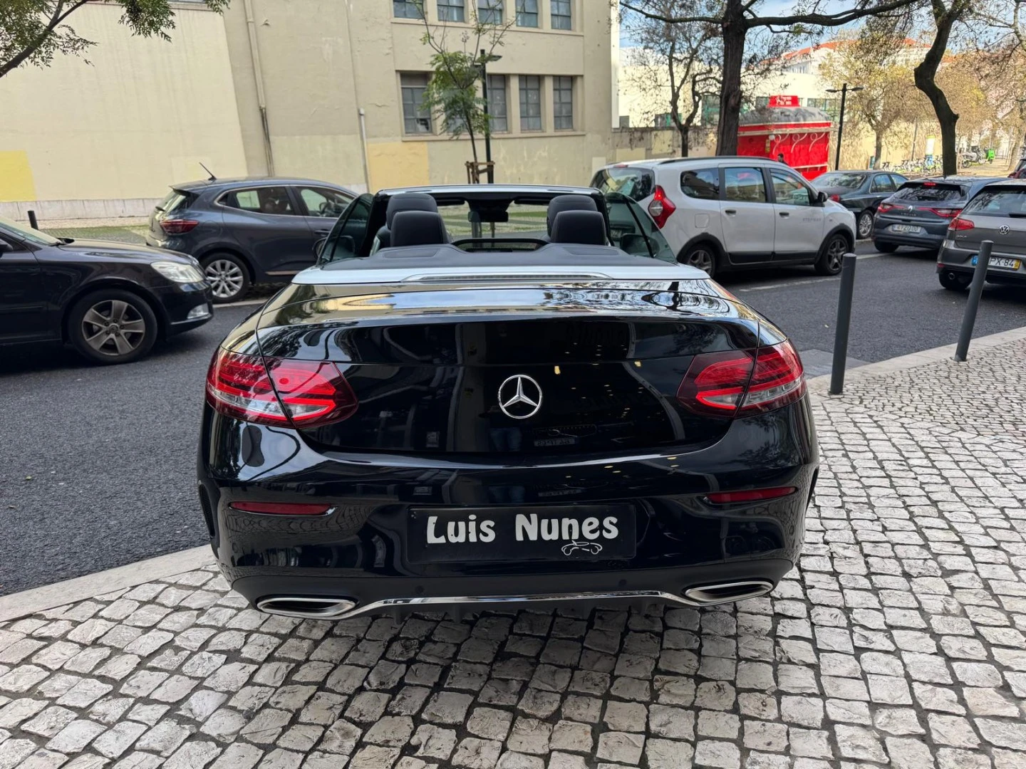 Mercedes-Benz C 180 Cabrio 9G-TRONIC AMG Line