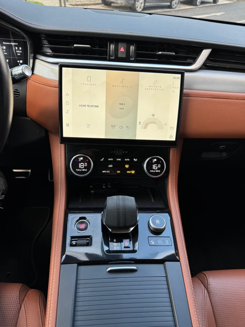Jaguar F-Pace 3.0 P400 AWD R-DYnamic HSE