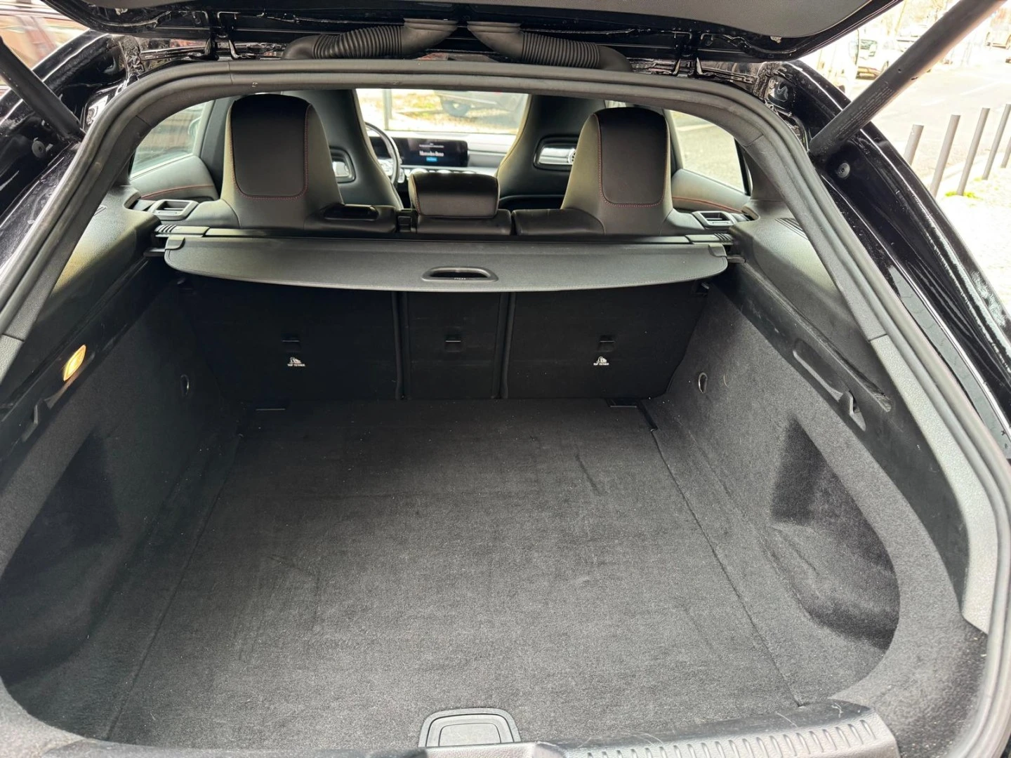 Mercedes-Benz CLA 180 d Shooting Brake AMG Line Aut.