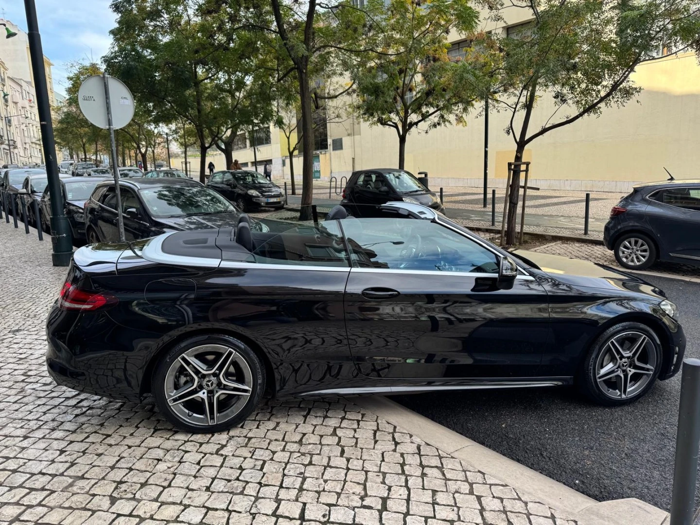 Mercedes-Benz C 180 Cabrio 9G-TRONIC AMG Line